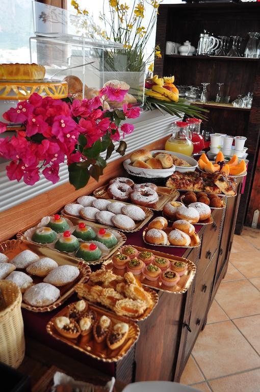 Rooms And Breakfast Zefiro San Vito Lo Capo Eksteriør bilde
