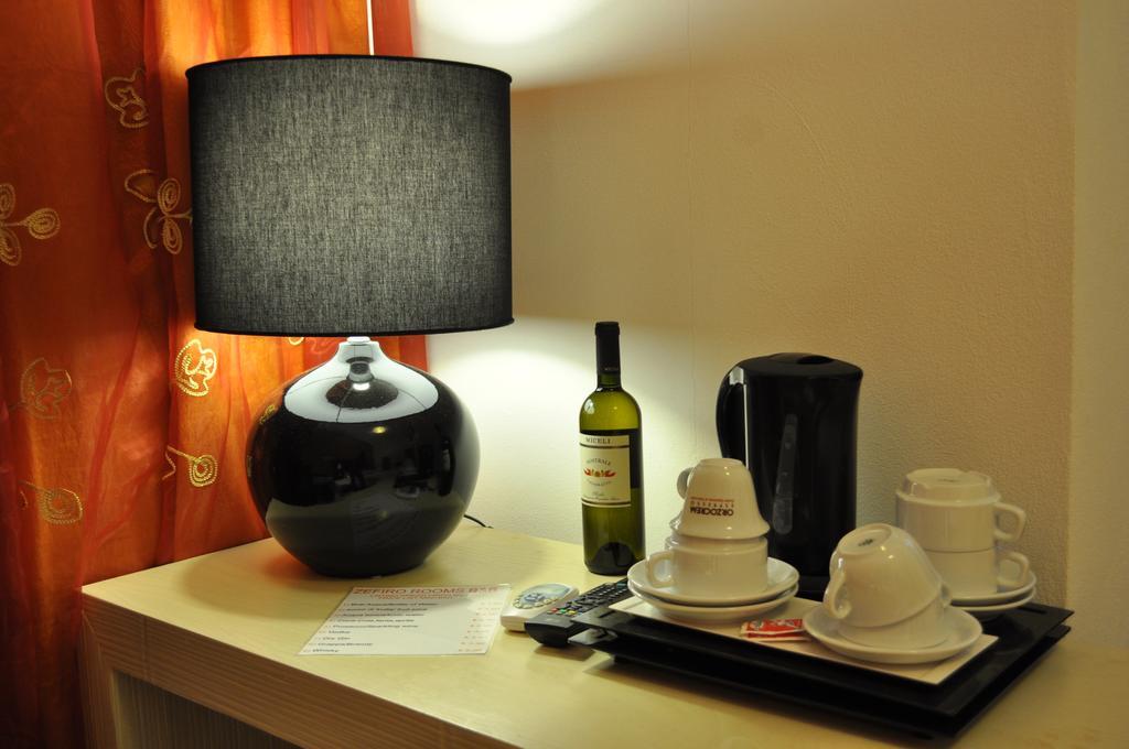 Rooms And Breakfast Zefiro San Vito Lo Capo Rom bilde